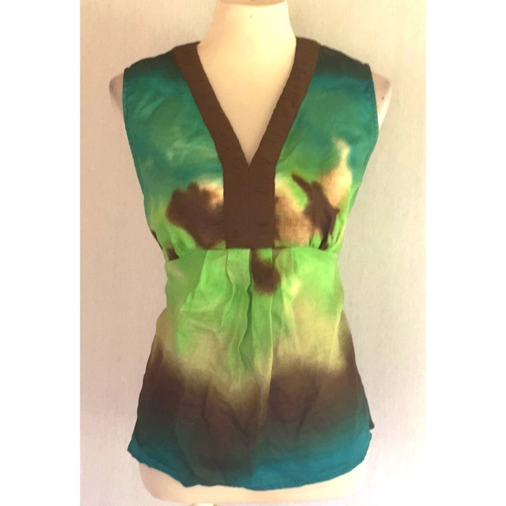 Saint Tropez West linen top